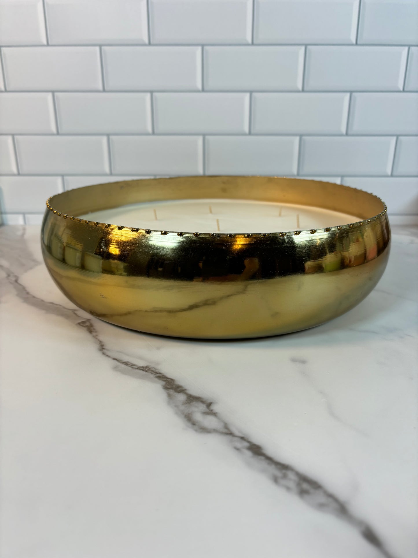 Regal Gold Centerpiece Candle