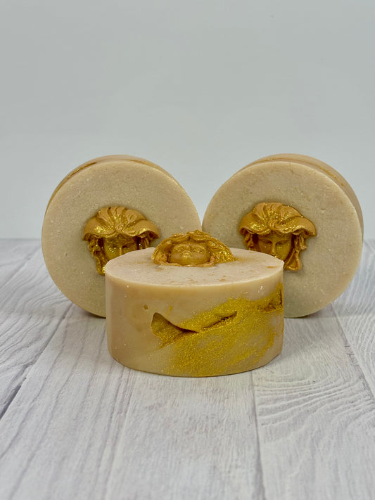 Luxury Medusa Goat Milk Soap | Narcissist Scent | 5 oz Round Bar